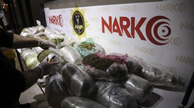 Ankara’da uyuşturucu operasyonu: 3 gözaltı