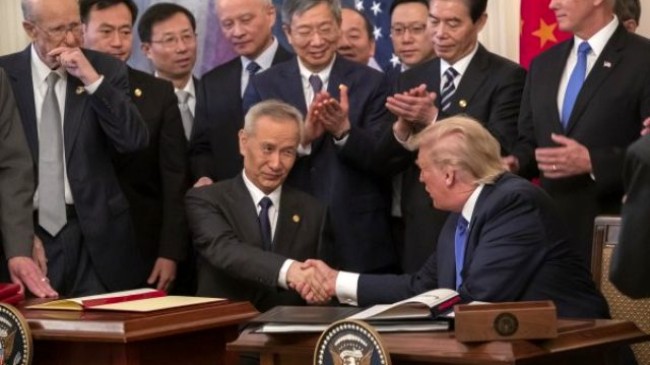 ABD ve Çin, ticaret savaşını bitiren imzaları attı