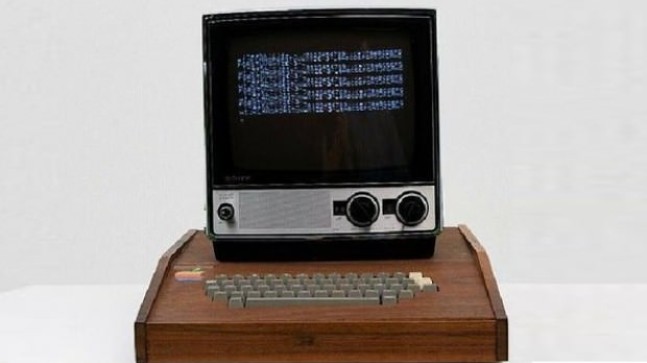 Apple’ın ilk bilgisayarı 10 milyon 658 bin TL’ye satışa çıkarıldı