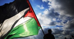 UCM’den tarihi Filistin kararı