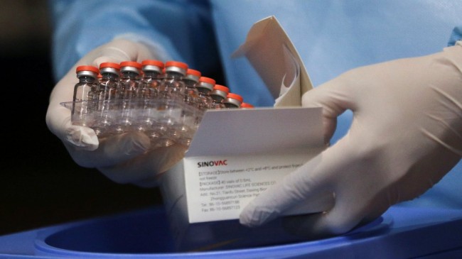 Çin’de bir koronavirüs aşısının daha acil durum kullanımı onaylandı