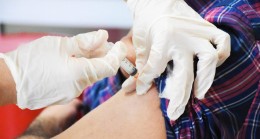 İki doz aşı olanlara karantina uygulanmayacak