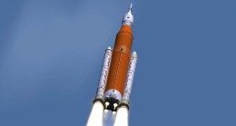 NASA, Ay seferleri için kullanacağı roketin motor testlerini tamamladı