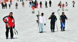 İran’dan Cıbıltepe Kayak Merkezi’ne büyük ilgi