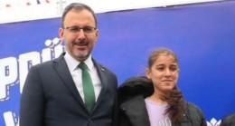 Gençlik ve Spor Bakanı Kasapoğlu, Merve Akpınar’la Şanlıurfa’da buluştu