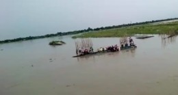 Hindistan’da bir yolcu vapurunun batması sonucu çok sayıda kişi kayboldu