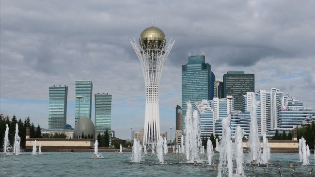 Kazakistan’da başkentin adı yeniden Astana oldu
