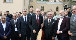 Cumhurbaşkanı Erdoğan, Şahkulu Sultan Dergahı ve Cemevi’ni gezdi